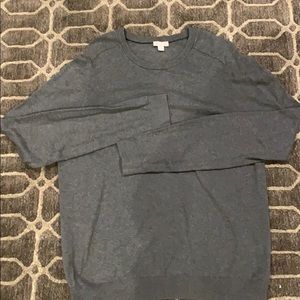 GAP men’s crew neck sweater